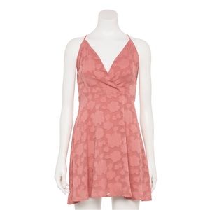 NWT Speechless Strappy Cross-Back Mini A-Line Dress Floral Pink Size L